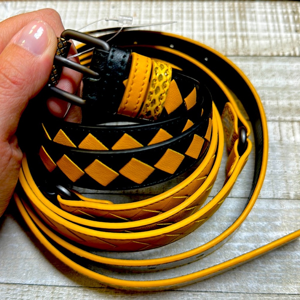 New! Bottega Veneta leather yellow belt